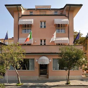 Florentia Hotel